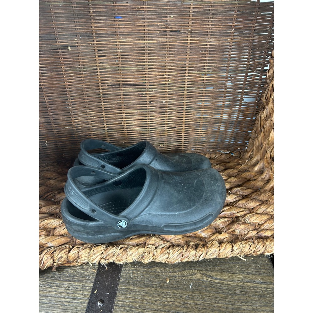Crocs Bistro Mens 9 Womens 11 Black Work Clogs Slip Resistant Nursing Shoes‎